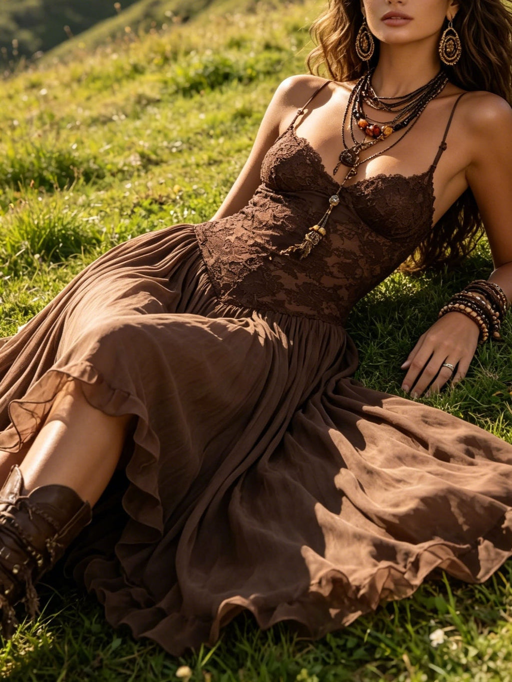 Élise | Braune Chiffon- und Spitzenlange Robe