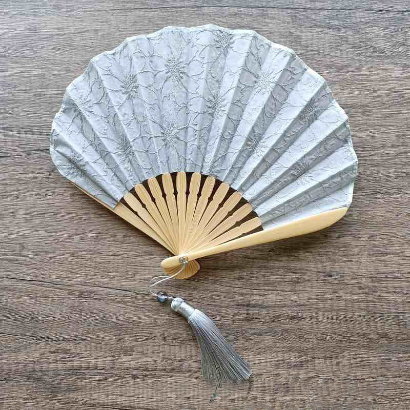 Retro Buddha Stones Large Floral Embroidery Shell-Shaped Tassel Handheld Bamboo Folding Fan