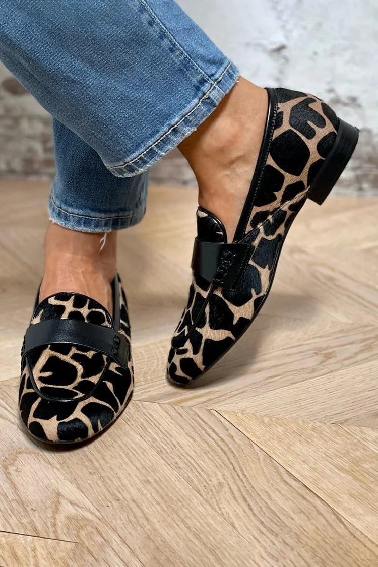 Rinderleder Slip-On Mokassins mit Farbblockdesign und runder Spitze