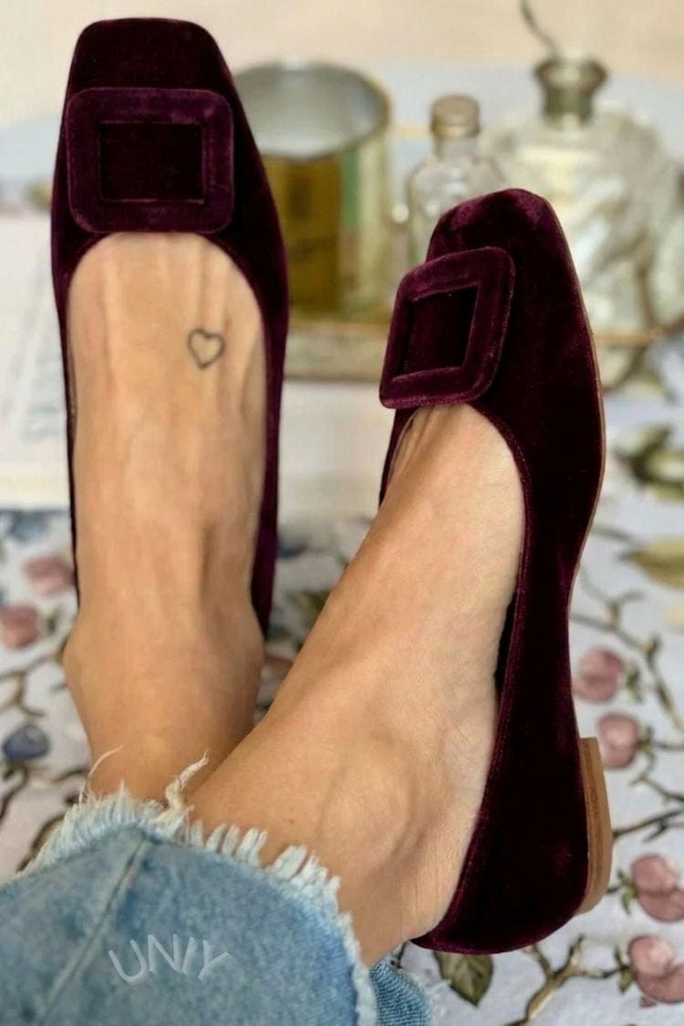 Ballerines Velsche à bout carré et boucle