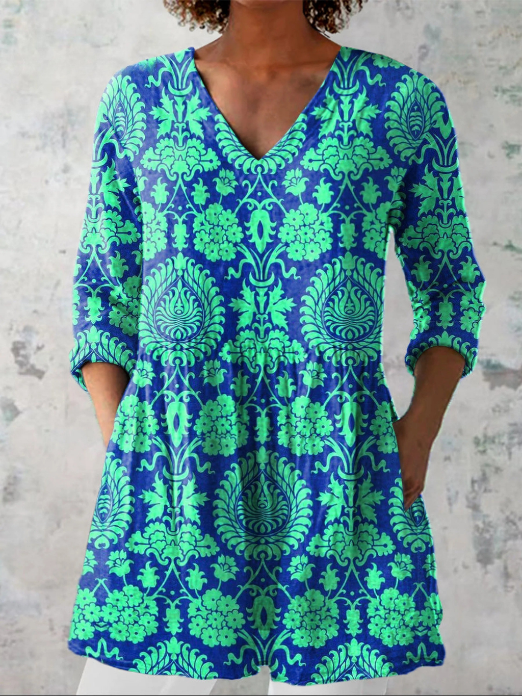 Romy | Lange Bluse mit auffälligem Design