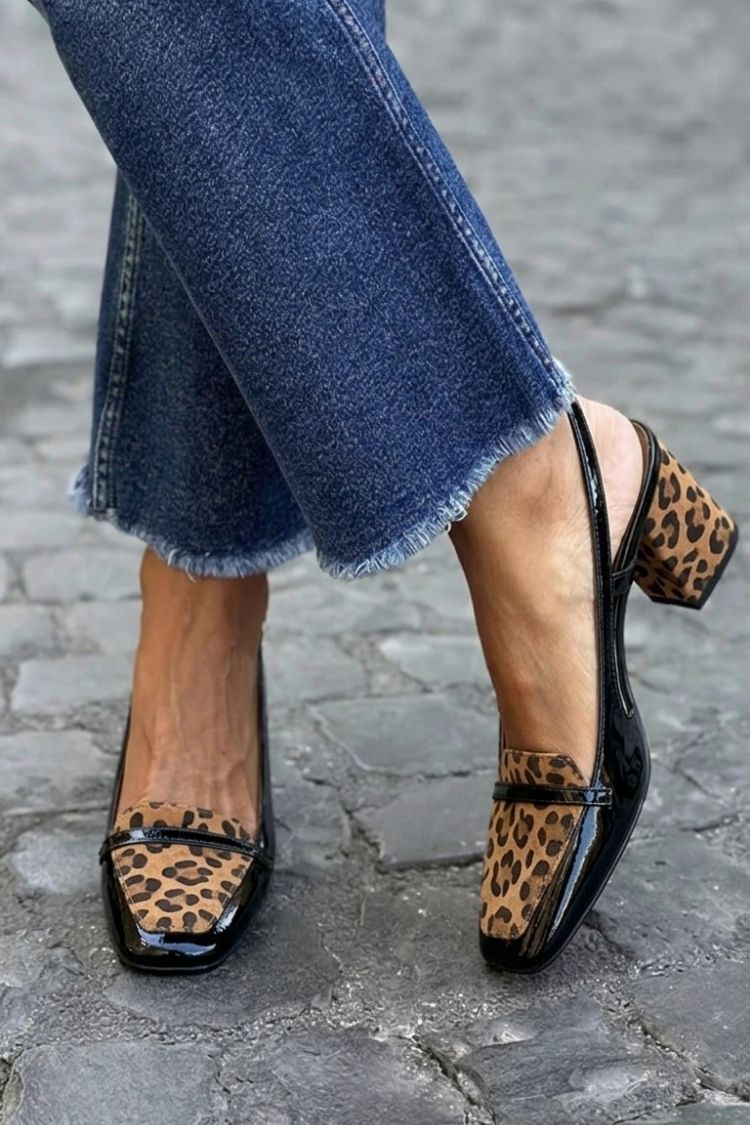 Violette Patchwork-Slingback-Pumps mit breitem Absatz und quadratischer Spitze
