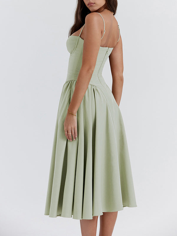 "NOVA | Korsettkleid" can be rewritten as "NOVA | Korsett Dress".