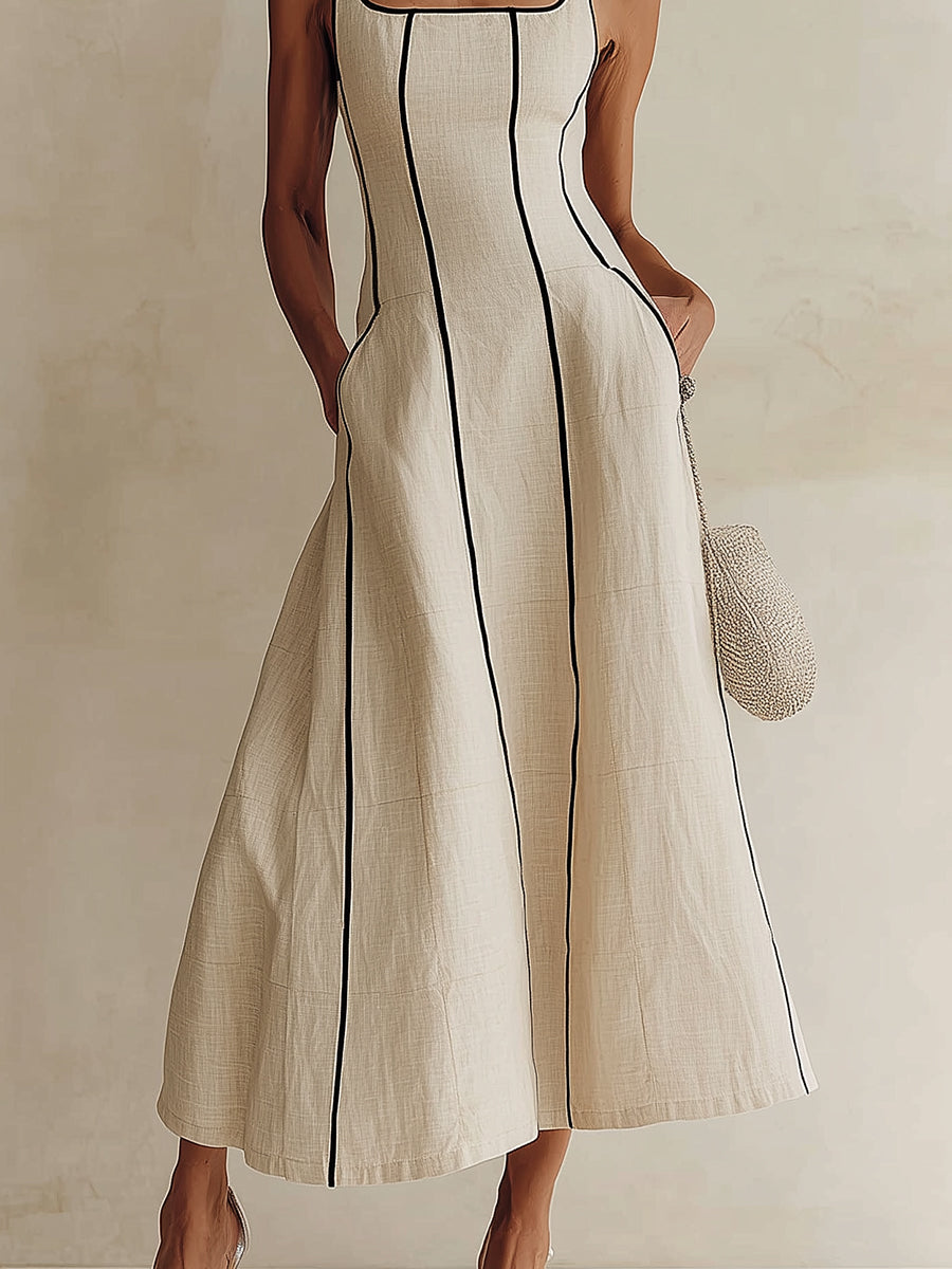 Manon | Langgestreiftes Baumwoll-Leinen Kleid mit schwarzem Akzent