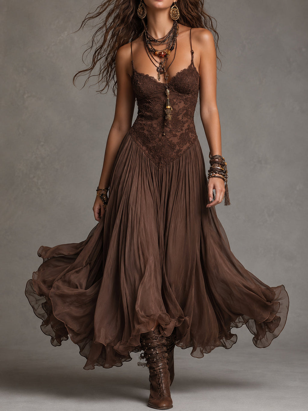 Élise | Braune Chiffon- und Spitzenlange Robe