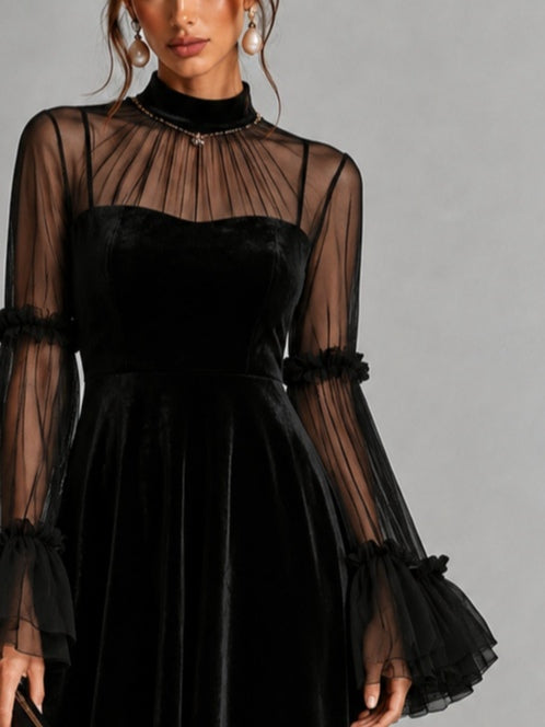 Éléonore | Plissiertes Samtkleid in Midi-Länge
