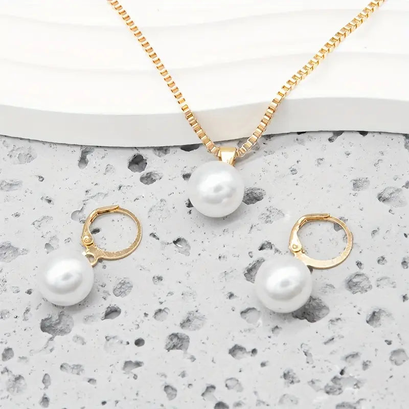 Elegantes anmutiges Perlen-Halsketten-Set