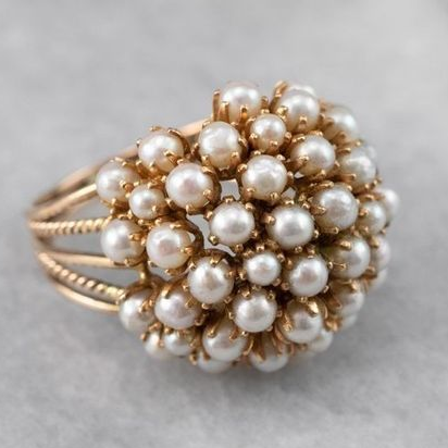 Vintage-Ring mit integrierten Perlen