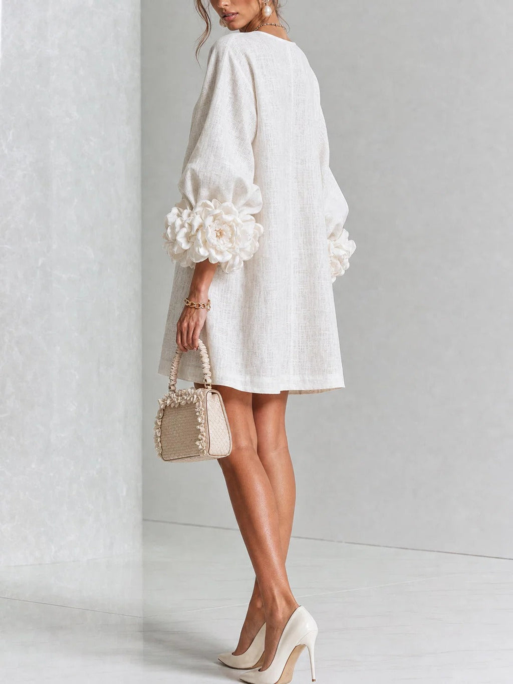 Brune | Kurzes Leinenkleid mit Puffärmeln