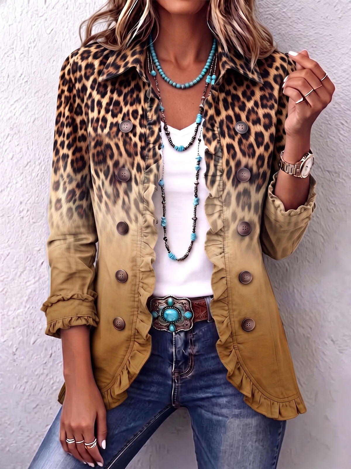Reyes | Ockerfarbene Blazerjacke mit Leopardenmuster und Rüschen